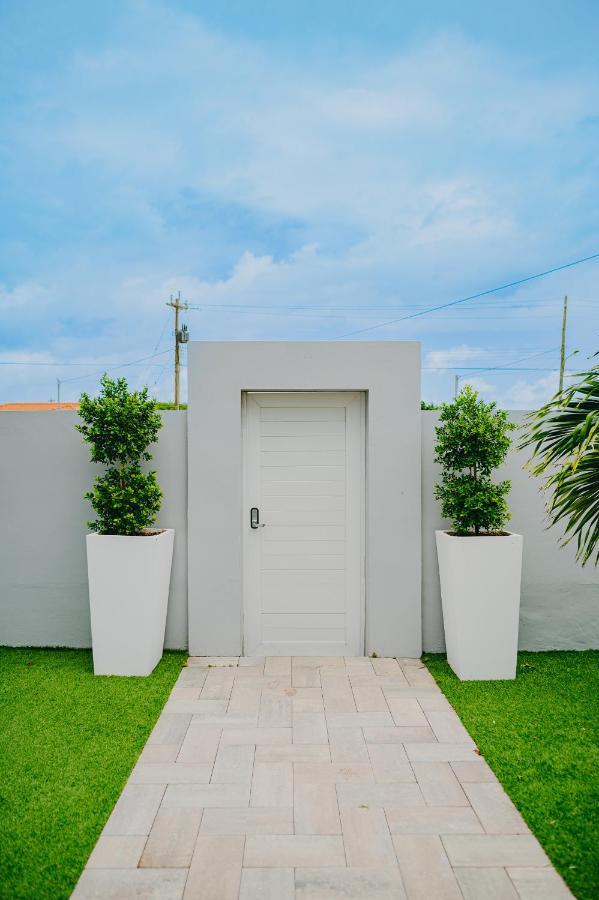 The Lizard Apartamento Palm Beach Exterior foto