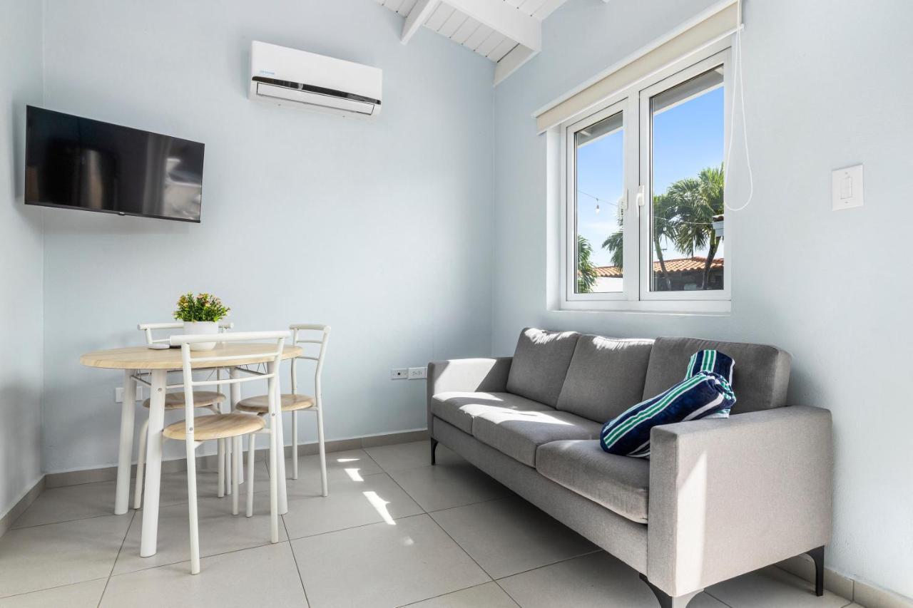 The Lizard Apartamento Palm Beach Exterior foto